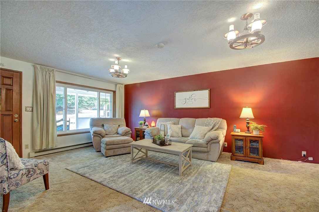 321 McKee Road Castle Rock, WA 98611 - Photo 5 of 40 Gallery Image 5