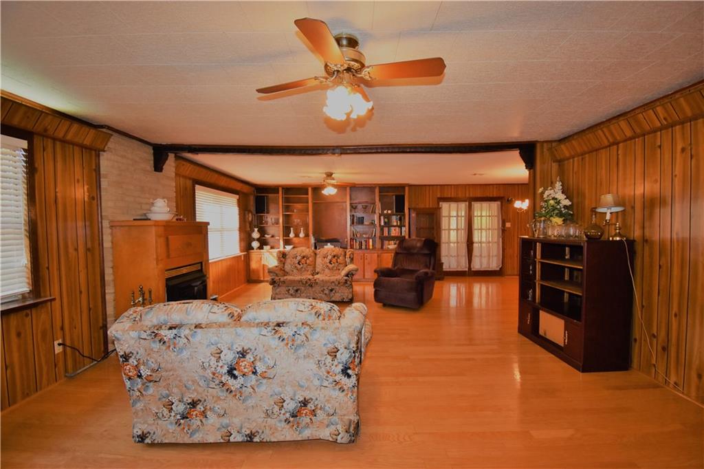 171 Holt Road Pollock, LA 71467 - Photo 5 of 48 Gallery Image 5