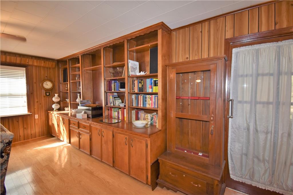171 Holt Road Pollock, LA 71467 - Photo 7 of 48 Gallery Image 7