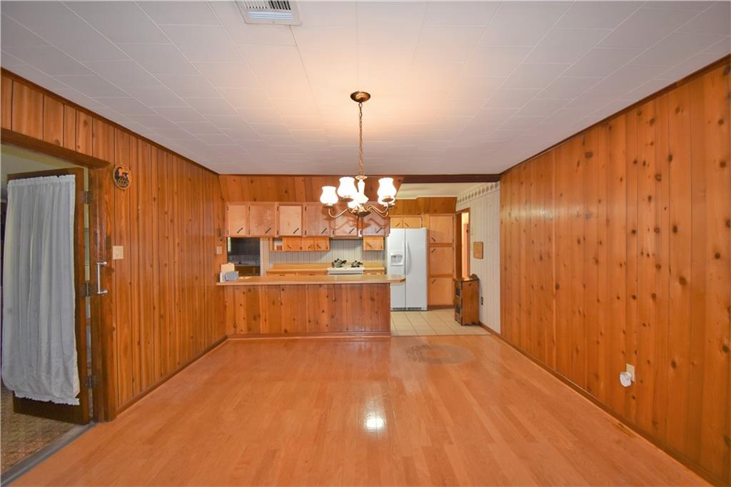 171 Holt Road Pollock, LA 71467 - Photo 8 of 48 Gallery Image 8