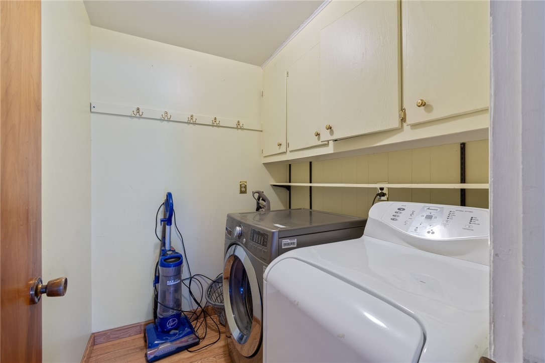 6075 Arbor Road Ontario, NY 14519 - Photo 14 of 27 Laundry room, 1st floor!