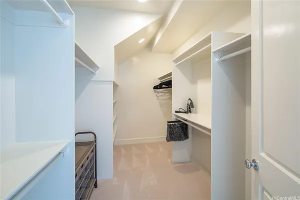 $12,000 | 4343 Kahala Avenue, Honolulu, HI 96816