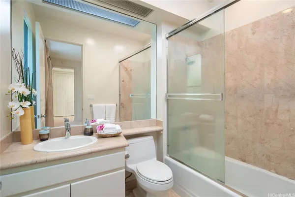 $12,000 | 4343 Kahala Avenue, Honolulu, HI 96816