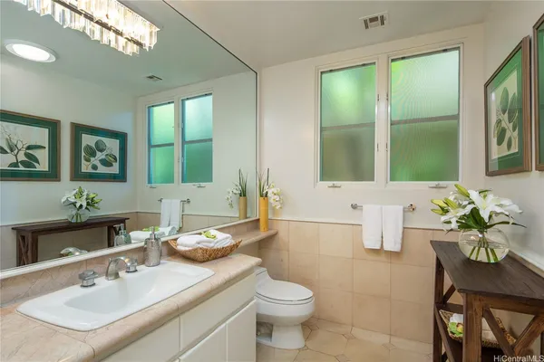 $12,000 | 4343 Kahala Avenue, Honolulu, HI 96816