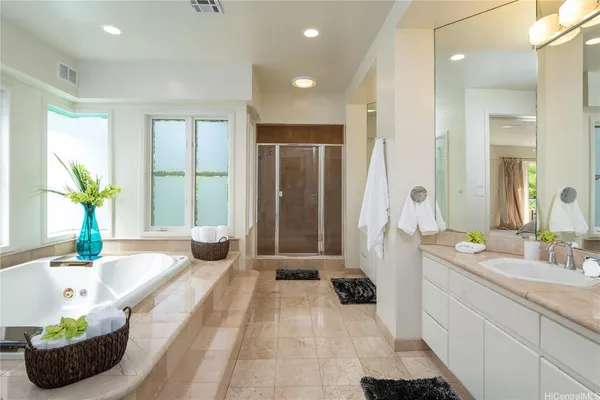 $12,000 | 4343 Kahala Avenue, Honolulu, HI 96816