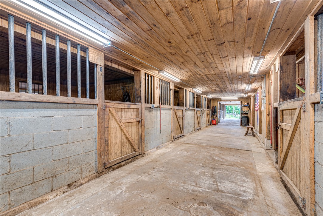 772 Brooks Road Middletown, CT 06457 - Photo 4 of 43
