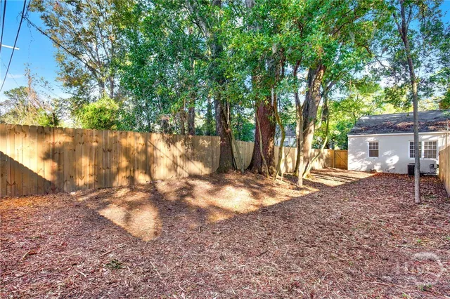 $1,675 | 1311 East 55th Street, Savannah, GA 31404