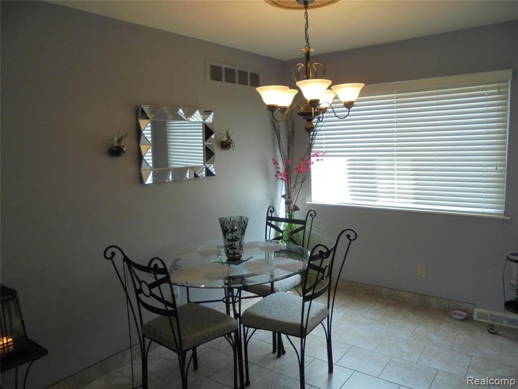414 Miller Avenue, Unit 3 Rochester, MI 48307 - Photo 7 of 15