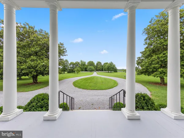 $8,400,000 | 26546 Presquile Drive North, Easton, MD 21601