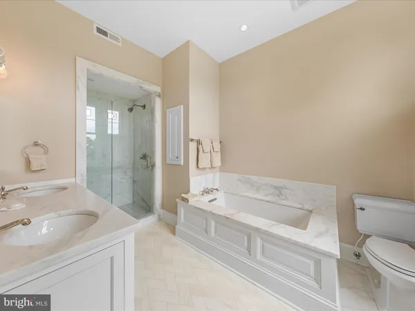 $8,400,000 | 26546 Presquile Drive North, Easton, MD 21601