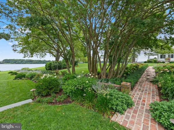 $8,400,000 | 26546 Presquile Drive North, Easton, MD 21601