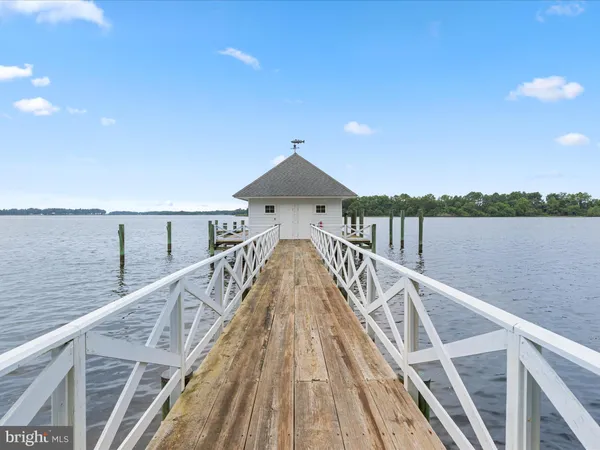 $8,400,000 | 26546 Presquile Drive North, Easton, MD 21601