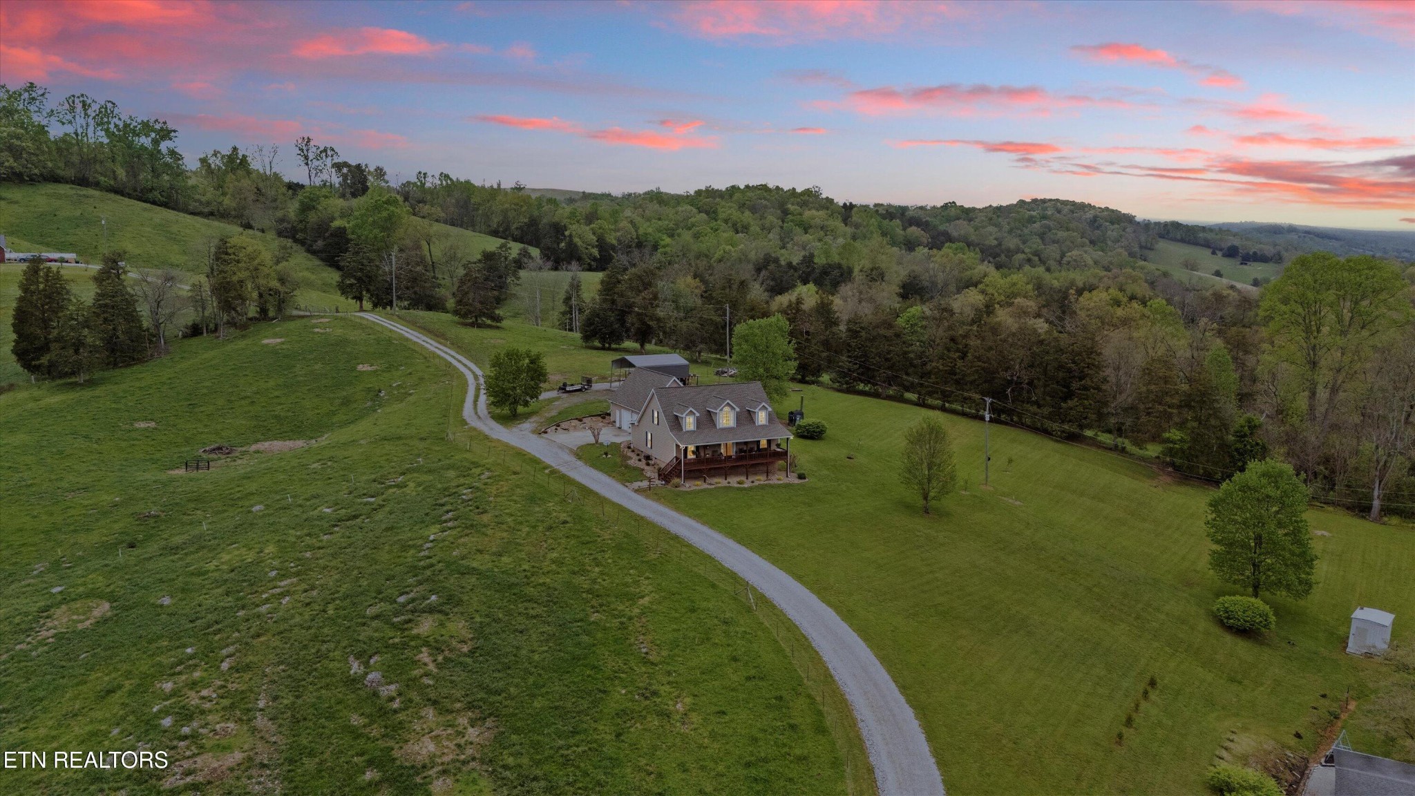 3073 Dutch Valley Road Washburn, TN 37888 - Photo 26 of 32 Gallery Image 26