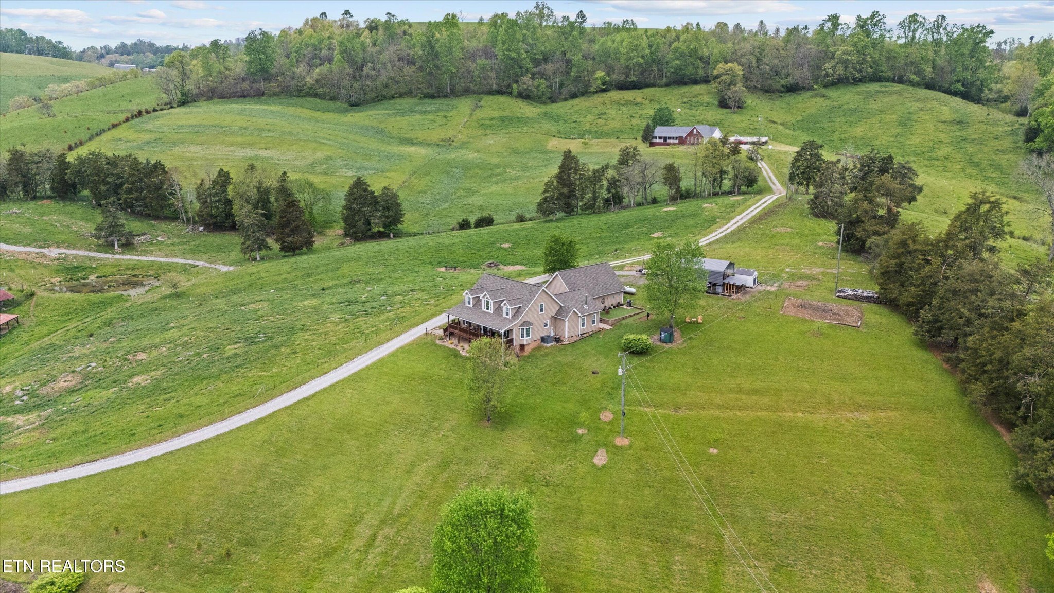 3073 Dutch Valley Road Washburn, TN 37888 - Photo 27 of 32 Gallery Image 27