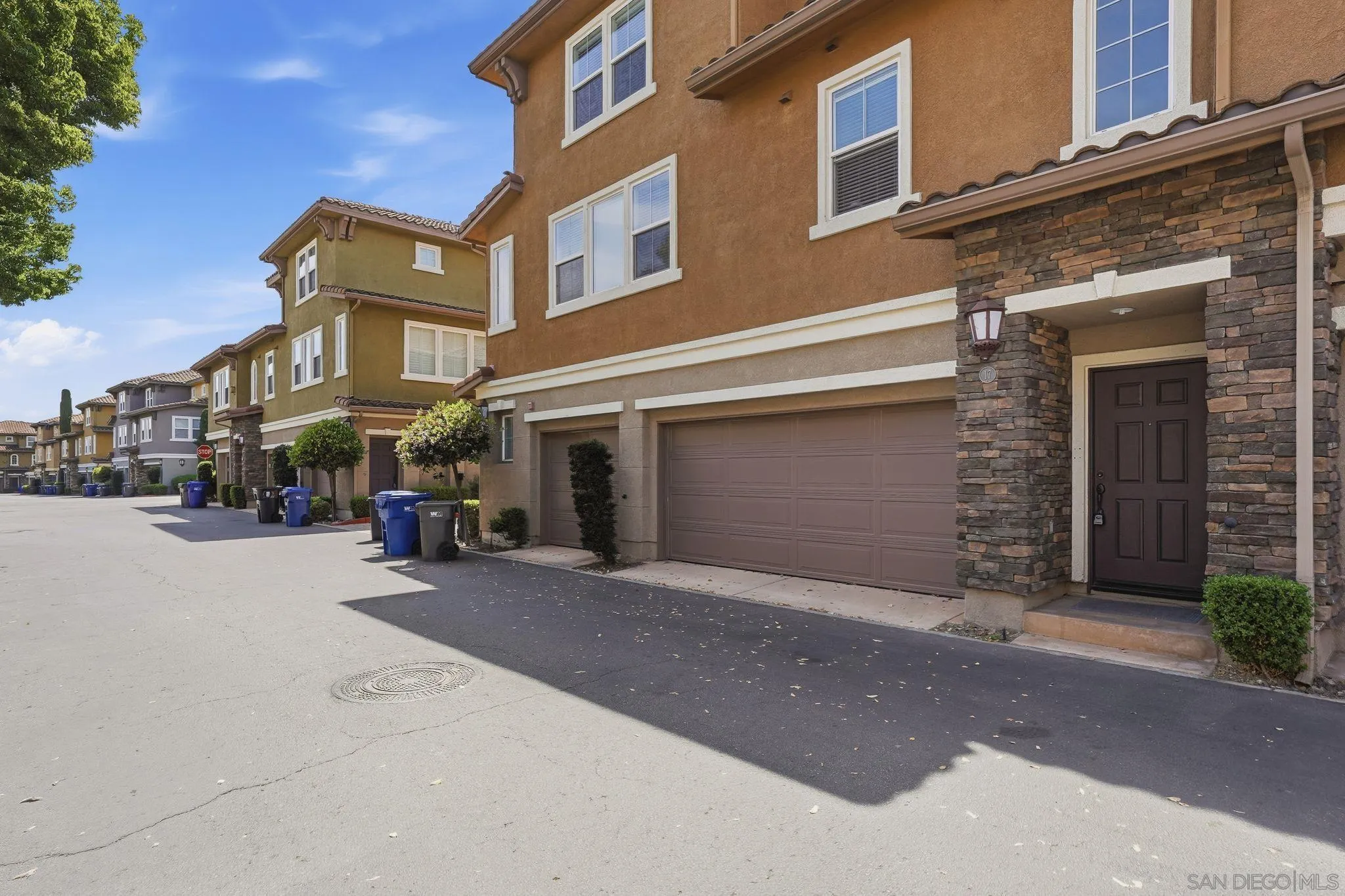 17 Via Montisi Santee, CA 92071 - Photo 2 of 49