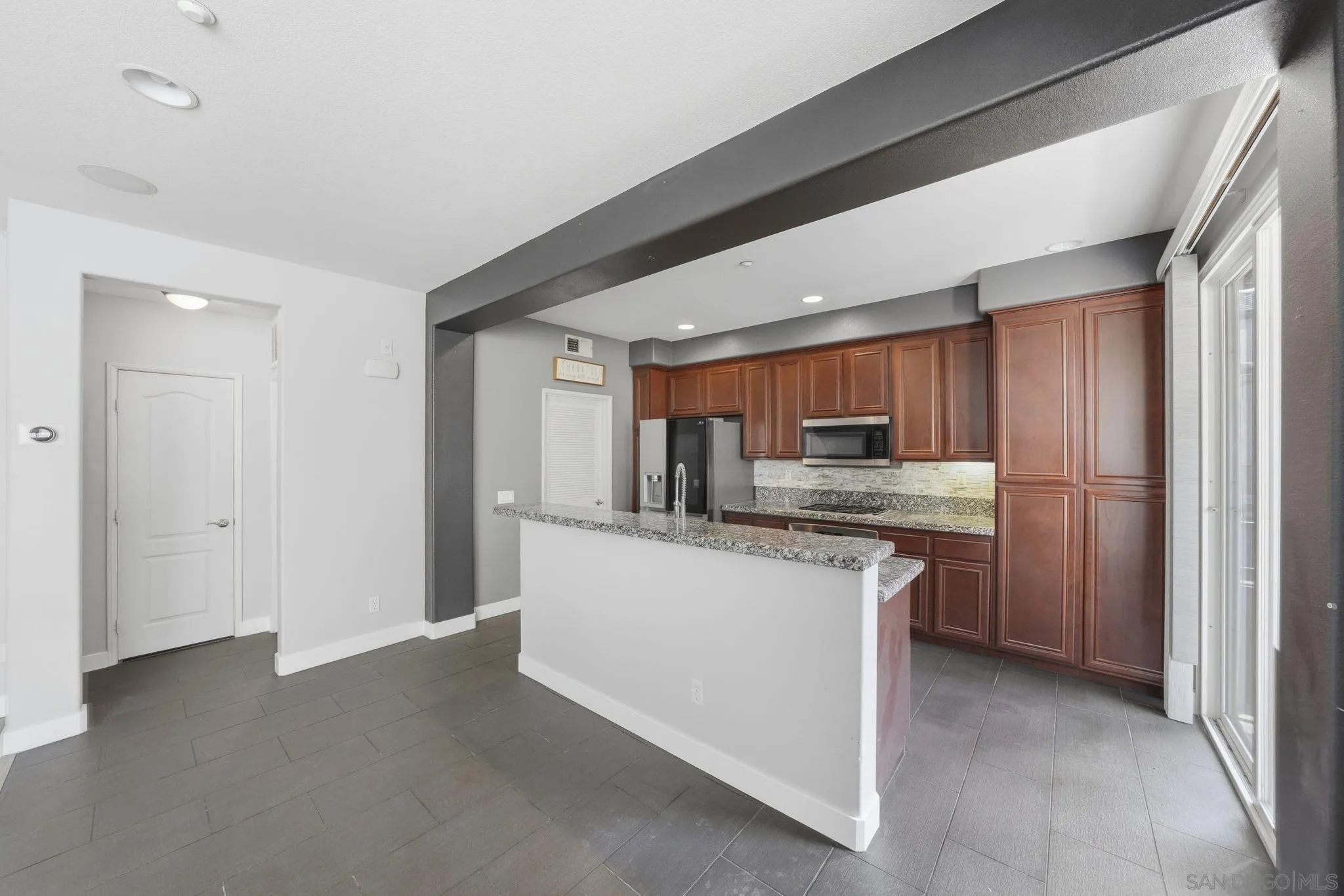 17 Via Montisi Santee, CA 92071 - Photo 33 of 49