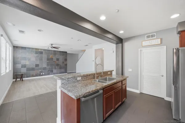 $675,000 | 17 Via Montisi, Santee, CA 92071
