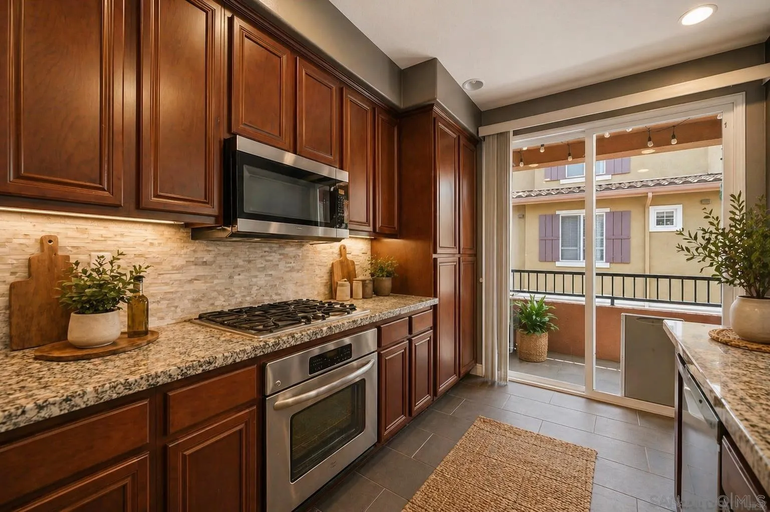 17 Via Montisi Santee, CA 92071 - Photo 8 of 49
