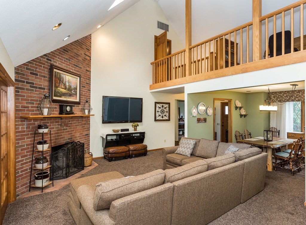 140 Loomis Ridge Road Westfield, MA 01085 - Photo 10 of 30 Gallery Image 10