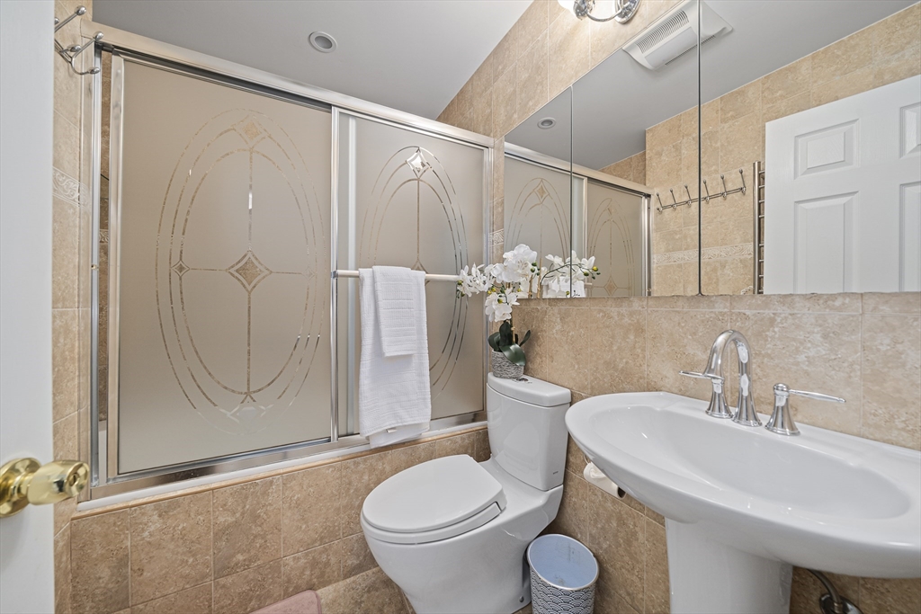 206 Lagrange Street, Unit 206 Newton, MA 02467 - Photo 26 of 42