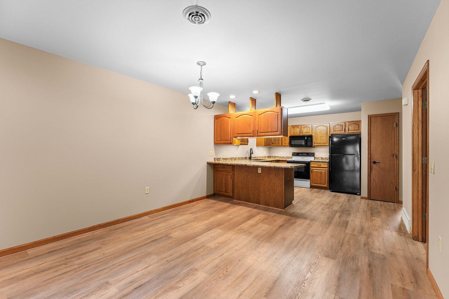 1579 North Dewey Avenue Reedsburg, WI 53959 - Photo 17 of 37