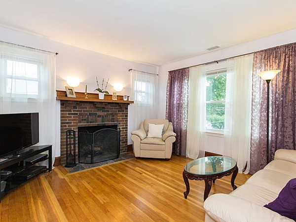 59 Barbara Road, Unit 2 Waltham, MA 02453 - Photo 6 of 25 Gallery Image 6