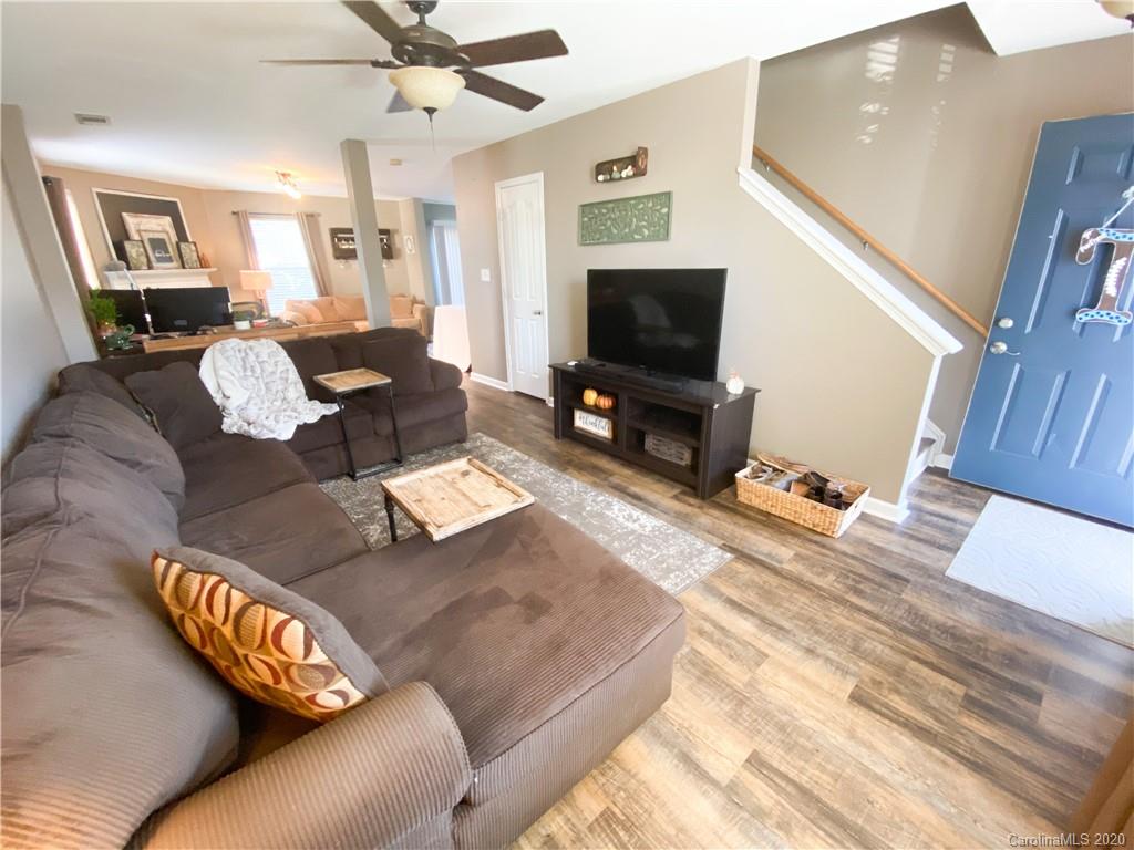 918 River Trail Road Lowell, NC 28098 - Photo 3 of 28 Gallery Image 3