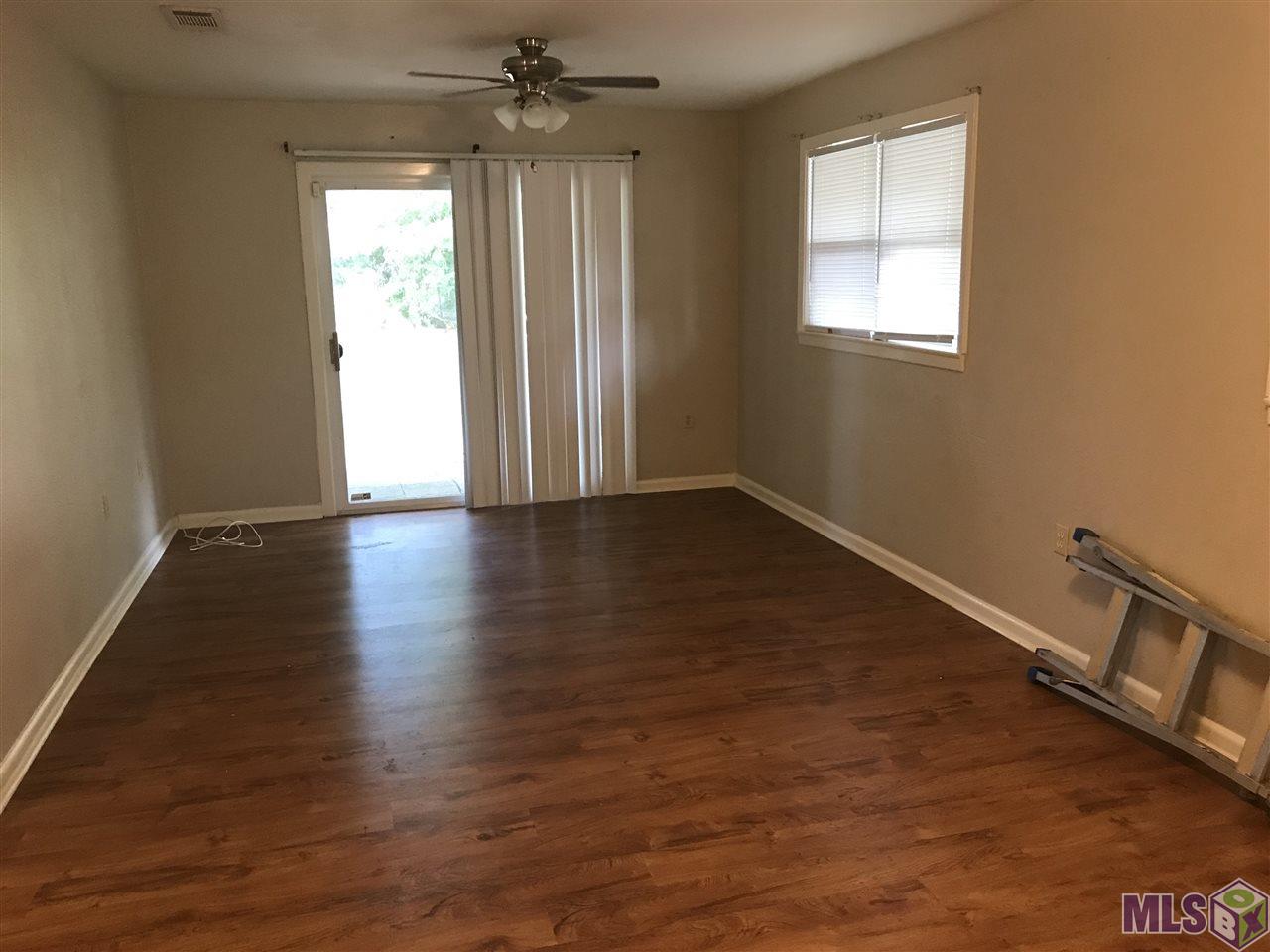 1402 West Chimes Street Baton Rouge, LA 70802 - Photo 3 of 8 Gallery Image 3
