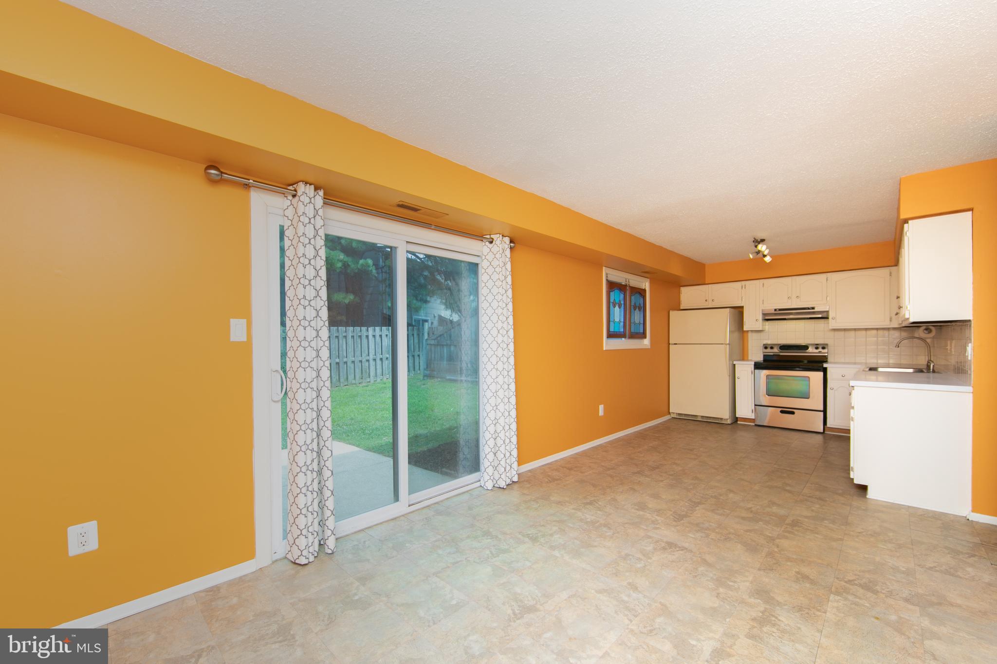 52 Georgetown Road Lindenwold, NJ 08021 - Photo 8 of 29 Dining room