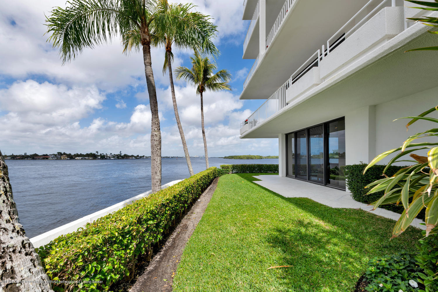 2150 Ibis Isle Road, Unit 2 Palm Beach, FL 33480 - Photo 14 of 23 2150 Ibis Isle Rd Unit 2 Palm-large-013-
