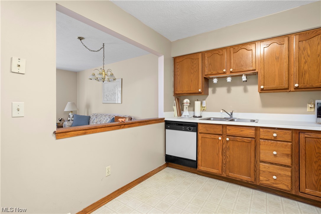 1871 Moore Road, Unit 8 Avon, OH 44011 - Photo 5 of 31 Gallery Image 5