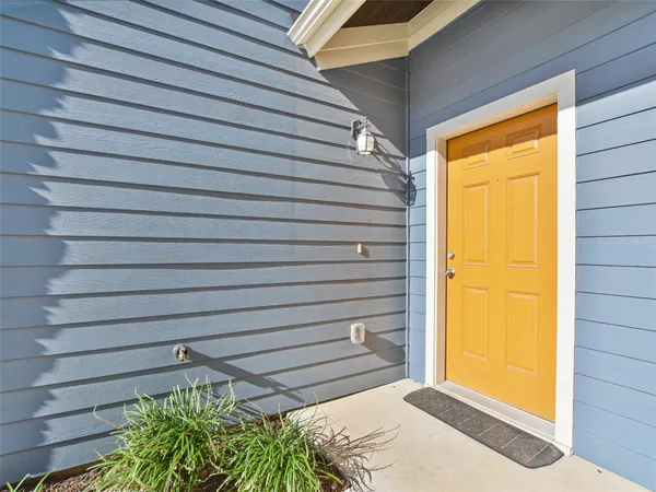 $2,050 | 516 East Slaughter Lane, Unit 1801, Austin, TX 78744