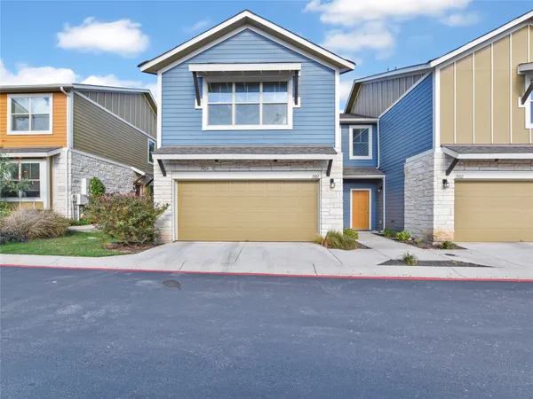 $2,050 | 516 East Slaughter Lane, Unit 1801, Austin, TX 78744