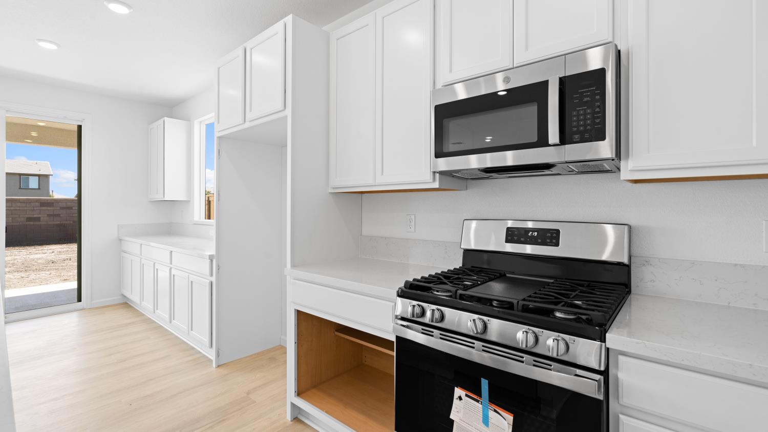 15472 Gallatin Road Lathrop, CA 95330 - Photo 12 of 38