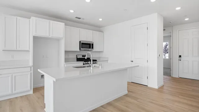 $685,558 | 15472 Gallatin Road, Lathrop, CA 95330