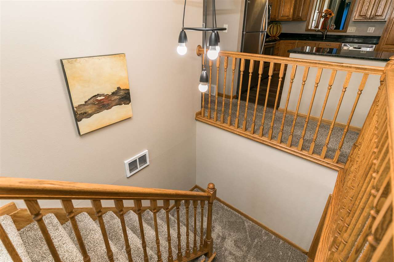 170 Chatham Road Northeast Cedar Rapids, IA 52402 - Photo 16 of 50 Gallery Image 16