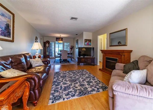 $229,900 | 5427 Springwood Boulevard, Unit 5427, Pinellas Park, FL 33782