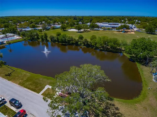 $229,900 | 5427 Springwood Boulevard, Unit 5427, Pinellas Park, FL 33782