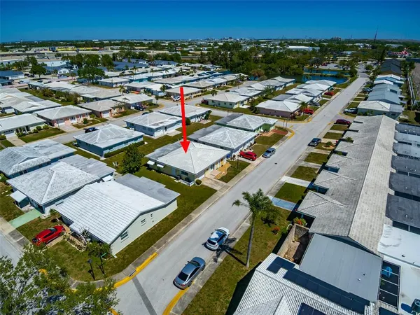 $229,900 | 5427 Springwood Boulevard, Unit 5427, Pinellas Park, FL 33782