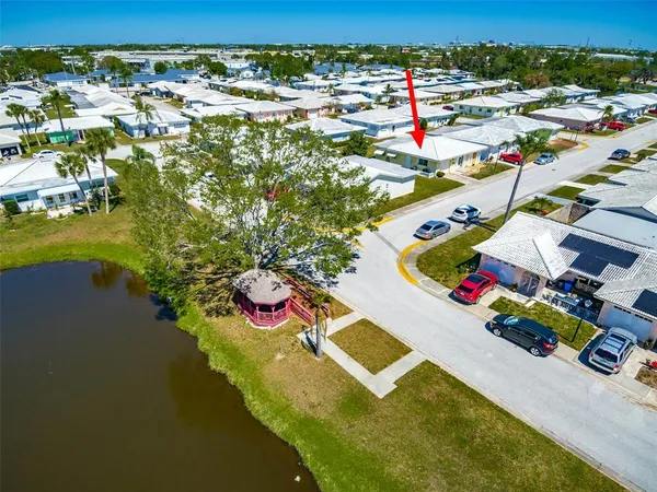 $229,900 | 5427 Springwood Boulevard, Unit 5427, Pinellas Park, FL 33782