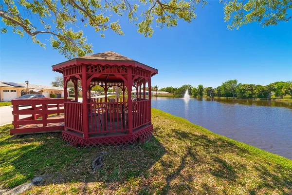 $229,900 | 5427 Springwood Boulevard, Unit 5427, Pinellas Park, FL 33782
