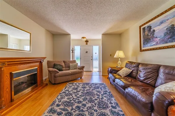 $229,900 | 5427 Springwood Boulevard, Unit 5427, Pinellas Park, FL 33782