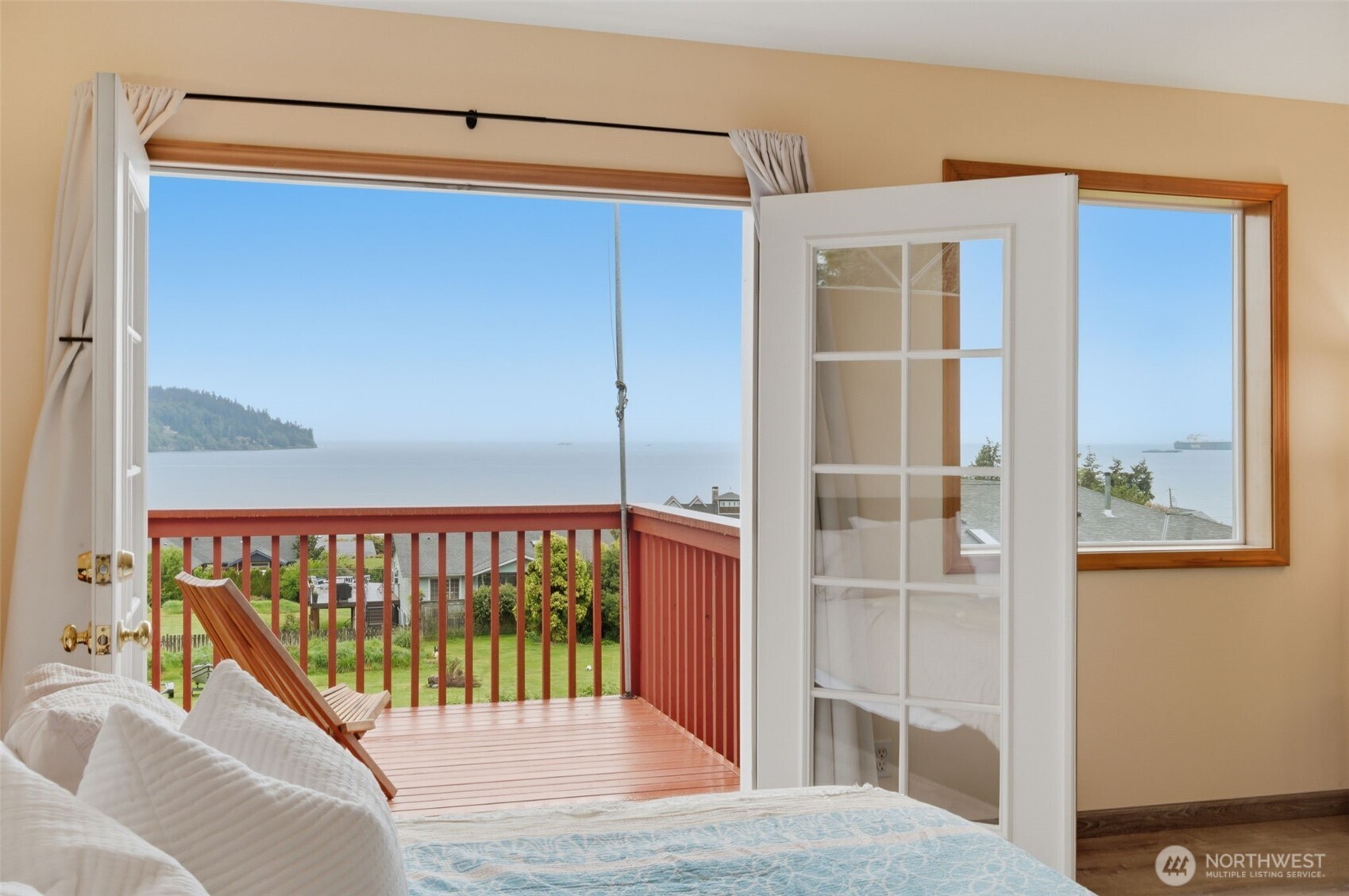 11956 Northeast Jefferson Point Road Kingston, WA 98346 - Photo 17 of 40
