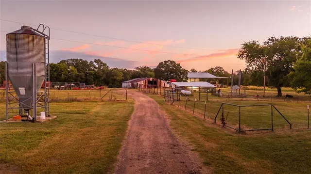 a view of residential houses with outdoor space