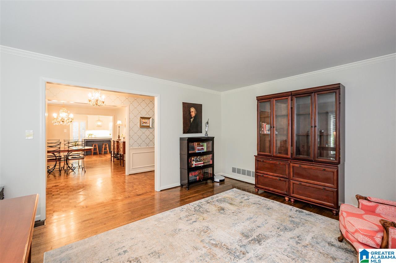 3441 South Brookwood Road Birmingham, AL 35223 - Photo 4 of 46