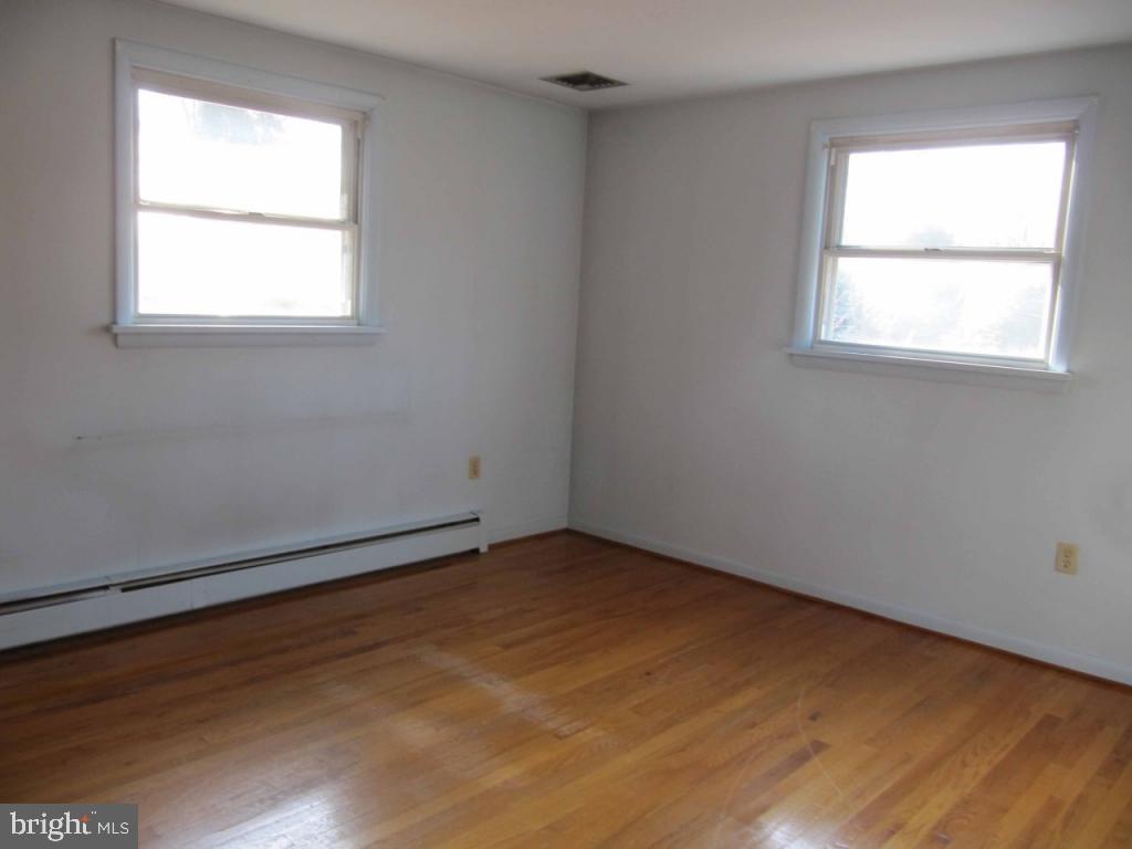426 Rutledge Avenue Lancaster, PA 17601 - Photo 12 of 18 Gallery Image 12