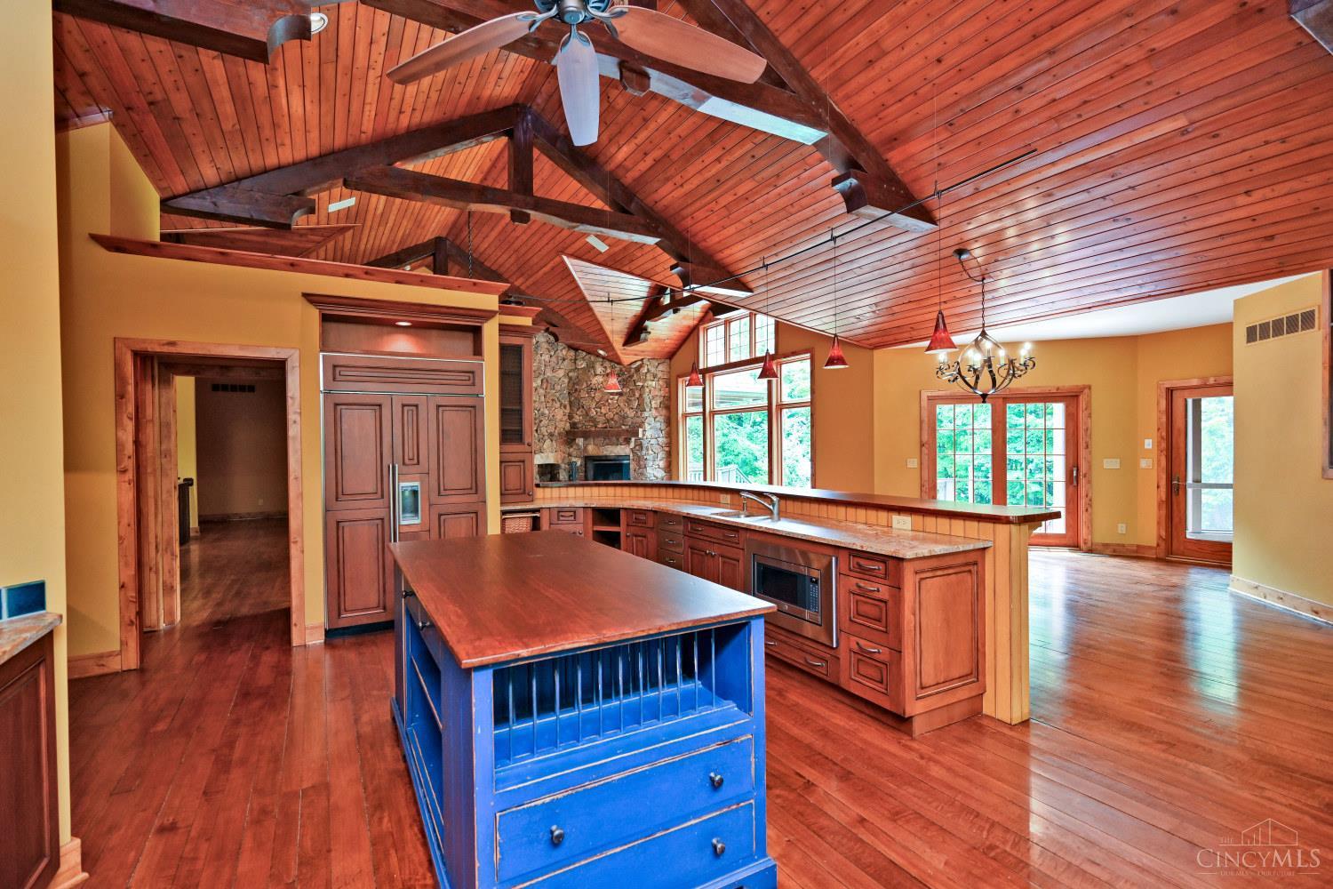 41 Locust Hill Road Cincinnati, OH 45245 - Photo 25 of 84 Gallery Image 25