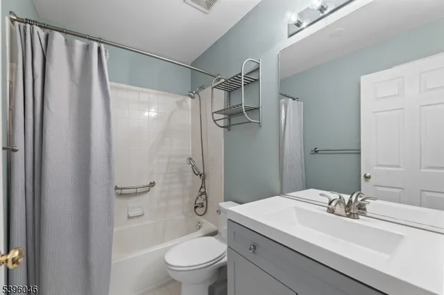 $3,900 | 2 Rider Terrace, Princeton, NJ 08540