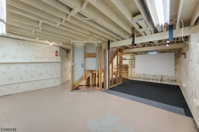 $3,900 | 2 Rider Terrace, Princeton, NJ 08540