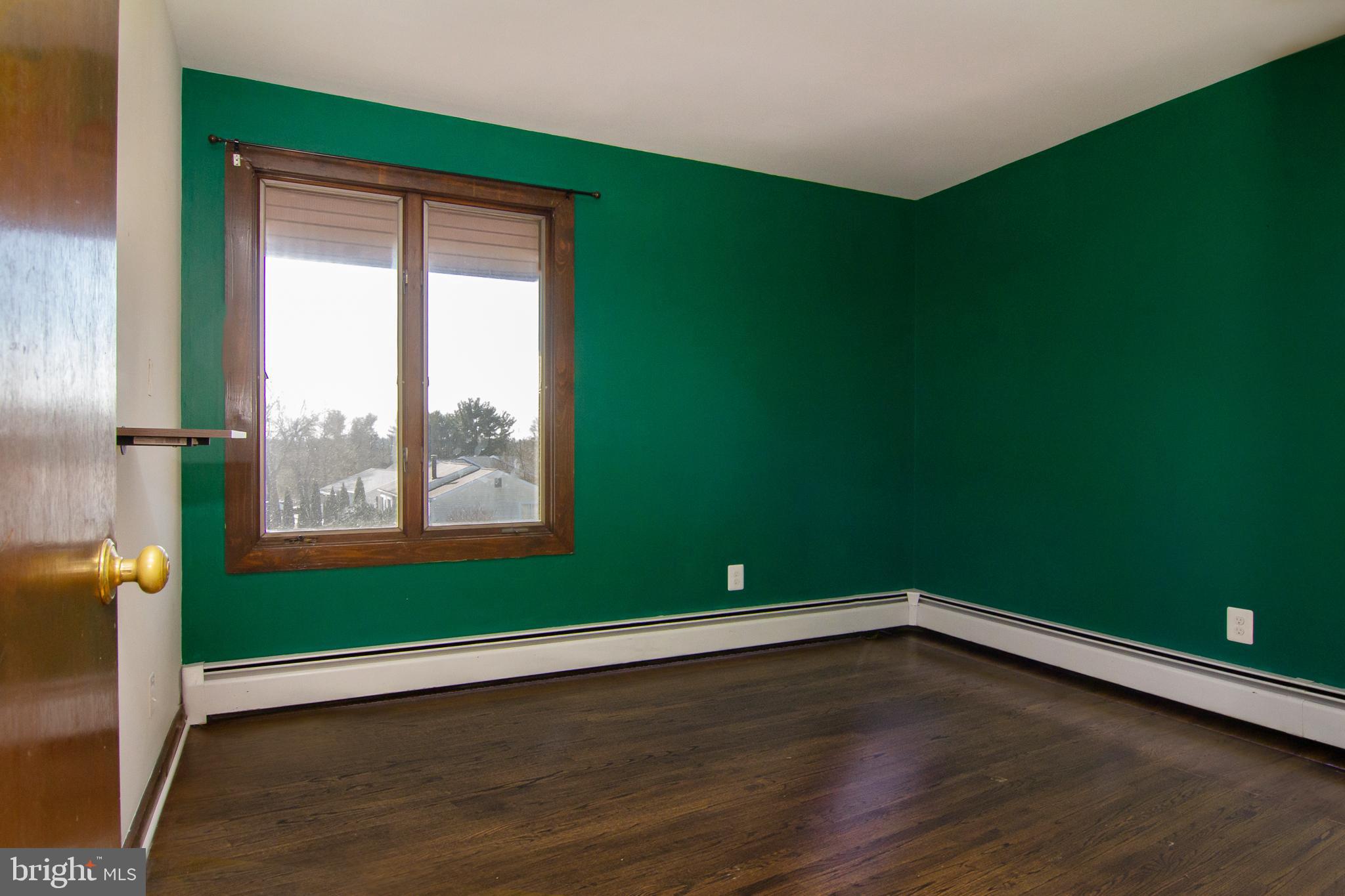 4226 Lower Beckleysville Road Hampstead, MD 21074 - Photo 17 of 34 Bedroom #2 w/hardwood